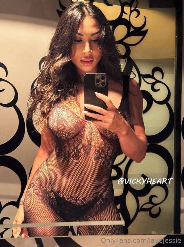 𝐘𝐨𝐮𝐫 𝐜𝐢𝐧𝐚𝐦𝐨𝐧-𝐬𝐤𝐢𝐧𝐧𝐞𝐝 𝐠𝐢𝐫𝐥 💞 @VICKYHEART 💞 𝐜𝐚𝐦𝐞 𝐭𝐨 𝐦𝐚𝐤𝐞 𝐲𝐨𝐮𝐫 ..