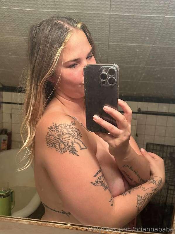 😈