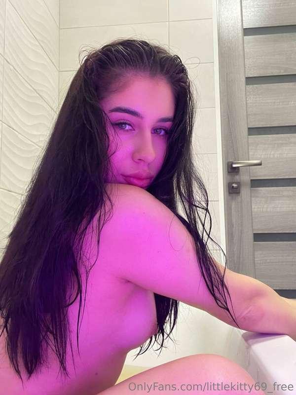 🔥FREE🔥FREE🔥FREE🔥 Hi! My friend @taylor_davies💎 is new here!🔞..