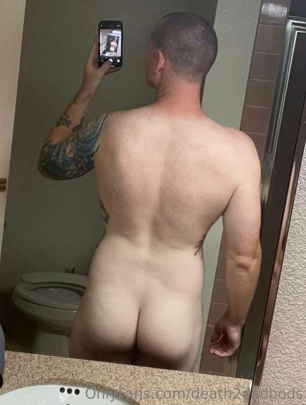 🍑 🍑