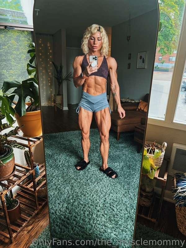 musclemarilyn image #0