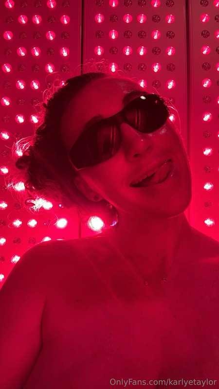 red light baby 🤪