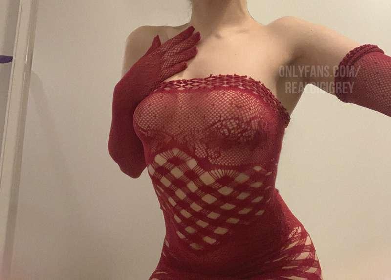 do you like my dress? i hope so, i wore it just for you :)