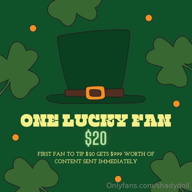 ONE LUCKY FAN 💚 🍀 