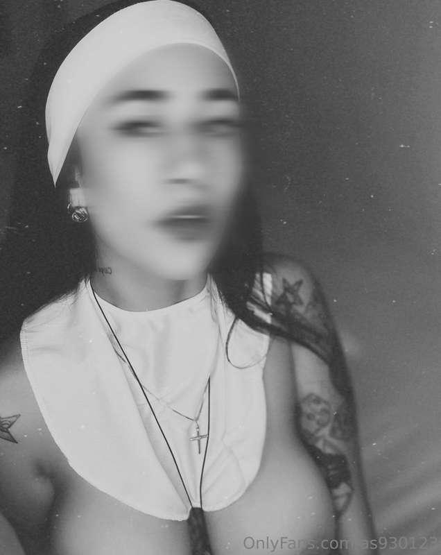 Alguno aquí que quiera confesarse y recibir de mí chorro ben..