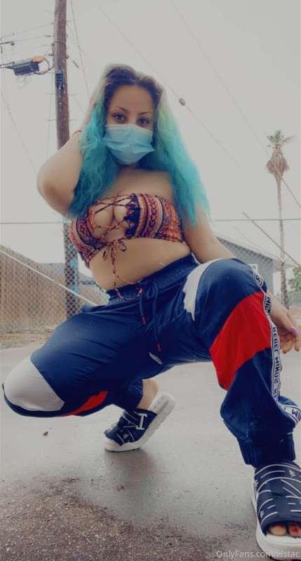 Come check out this local Latina hottie
 @bloogin1999
 @thic..