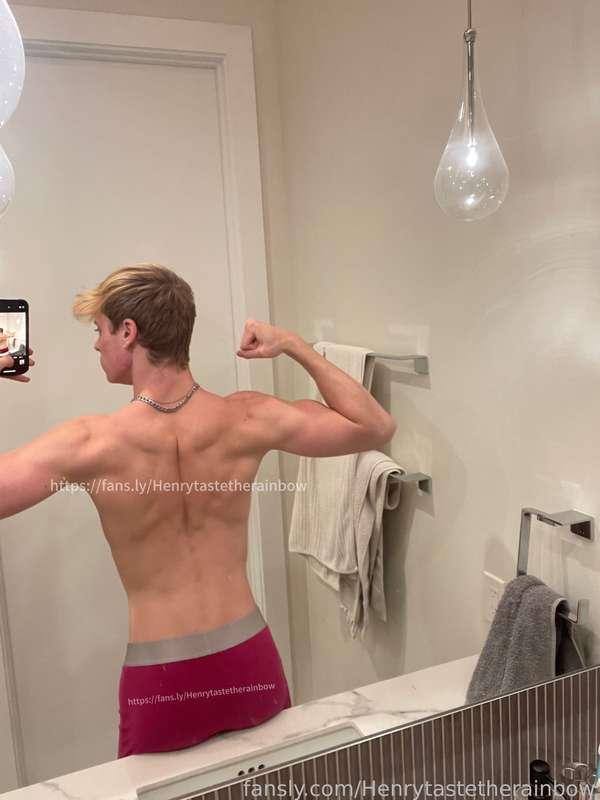 henrytastetherainbow image #2