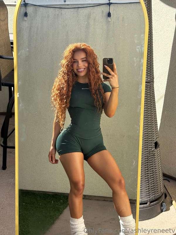 Oh I think I look cute in dark green too