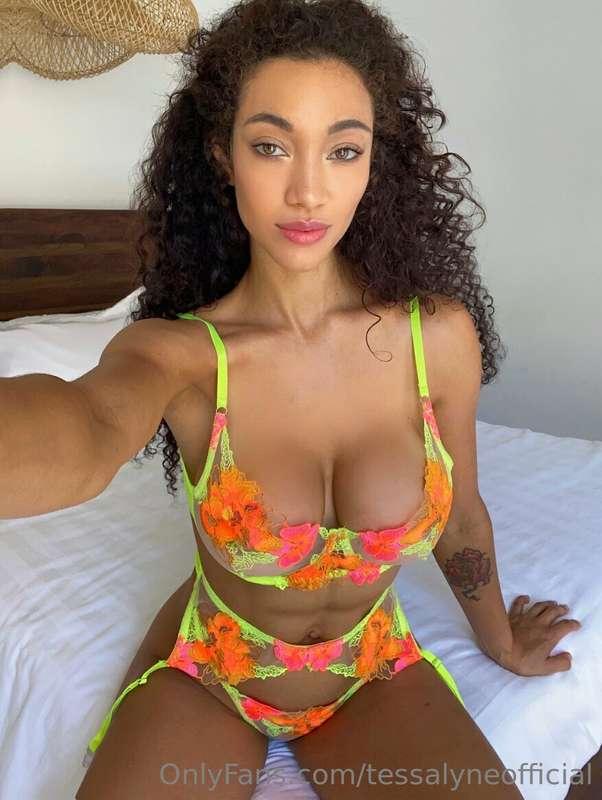 Here to bring some sunshine to your life 😚😋