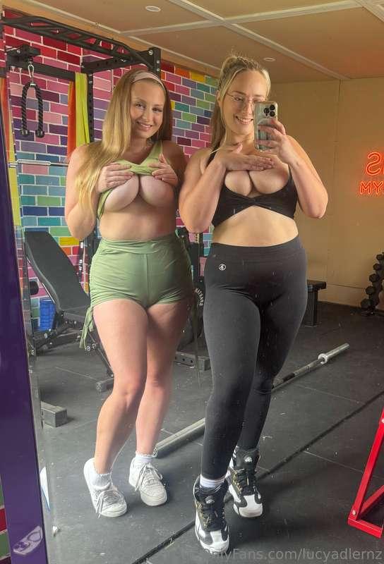 We love being naughty together in the gym @lovinglexiekent 