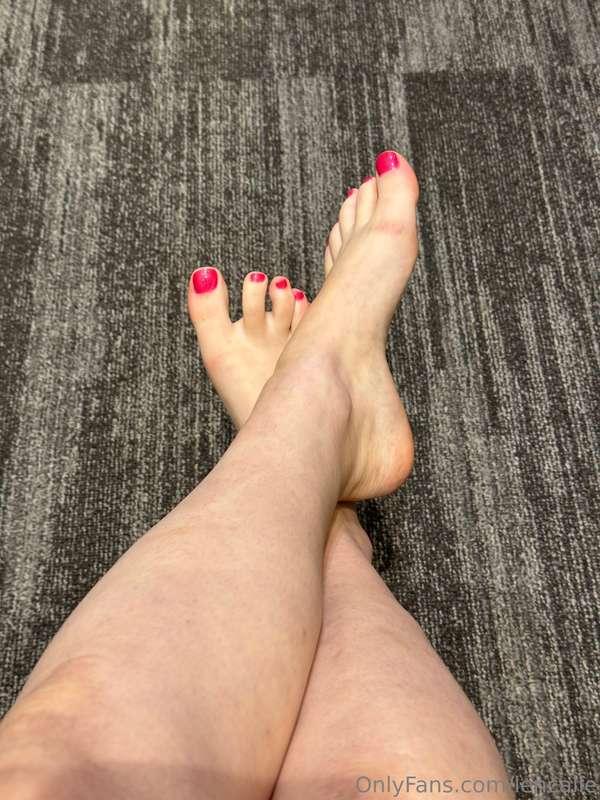 I got my toes done today! It’s been too long!
