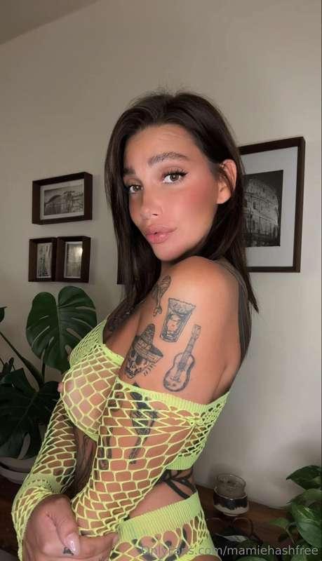 Va vite t'abonner à mon amie méli et dis moi si je devrais c..