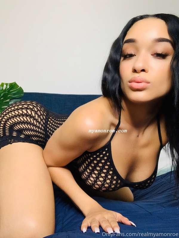 Message me your wildest fantasies/ something you’ve never do..