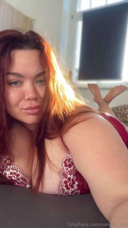 JUST yours for the night, u down? 🤭