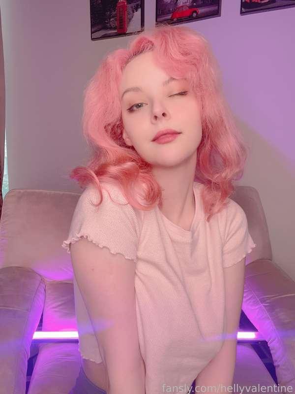 hellyvalentine image #0