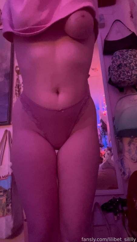 lilibet_silllly image #1