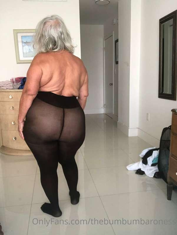 thebumbumbaroness image #7