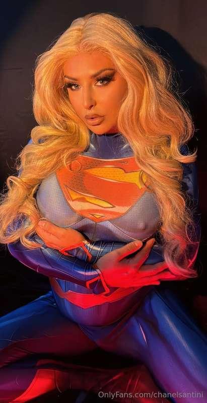 I loooove spooky season 👻 and this week is all about superhe..