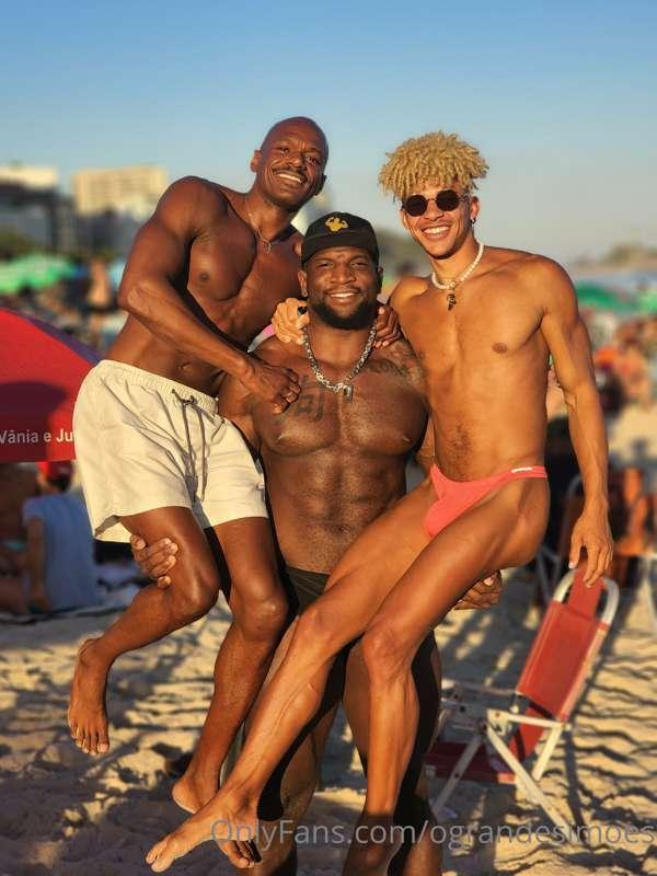 @rhyheimshabazz 
@elijahzaynexxx