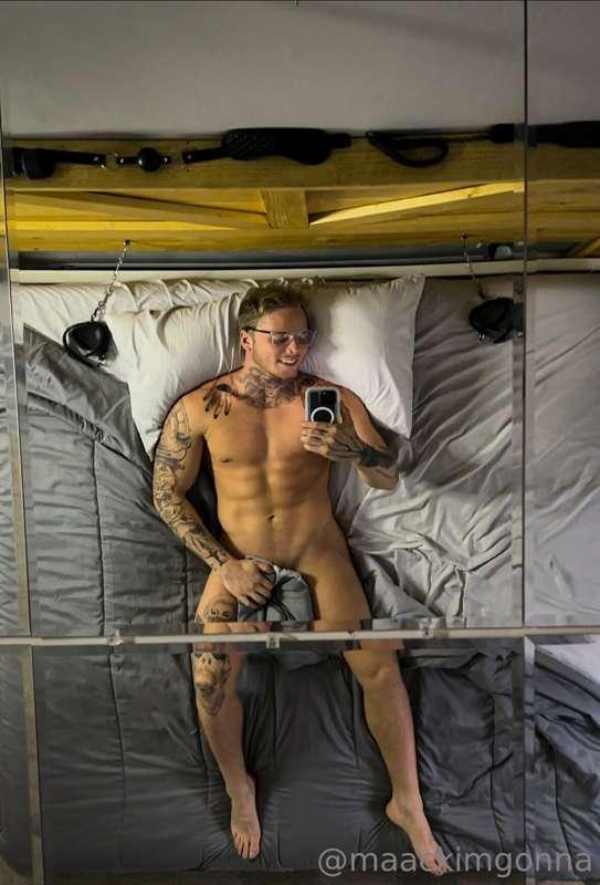 Follow my paid page for all my uncensored content and full l..