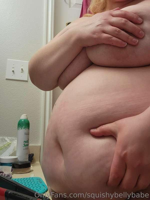 Hello my lovelies ❤️. I'm sorry I've been gone for a few wee..