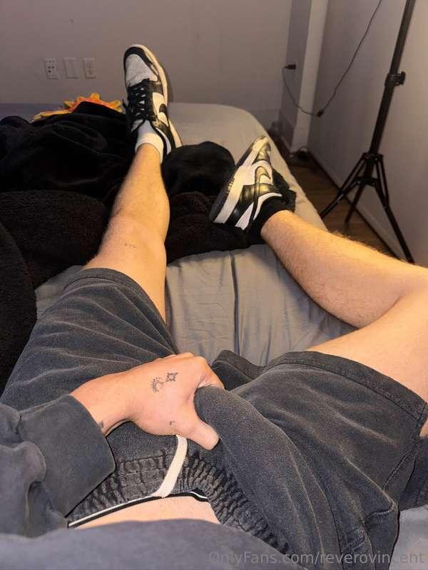 Getting a little lonely over here. Wanna help me out? 💦😈