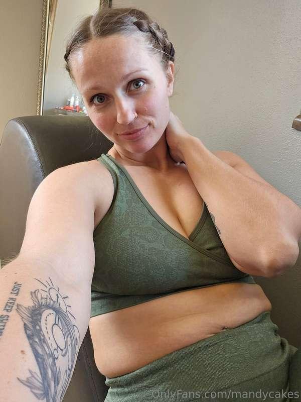 Are you up for a quickie after the gym? You know I am 🥵