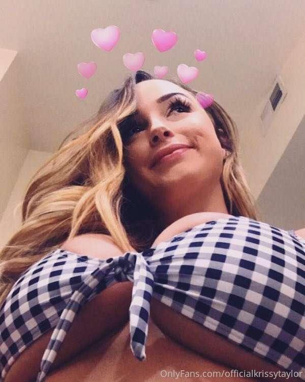 Me thinking about the next naked twerk video i'm about to gi..
