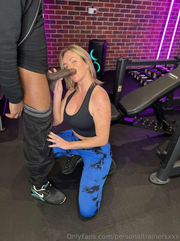 Testing out the new gym guy 😃🔥😃🔥 @summerrose69 