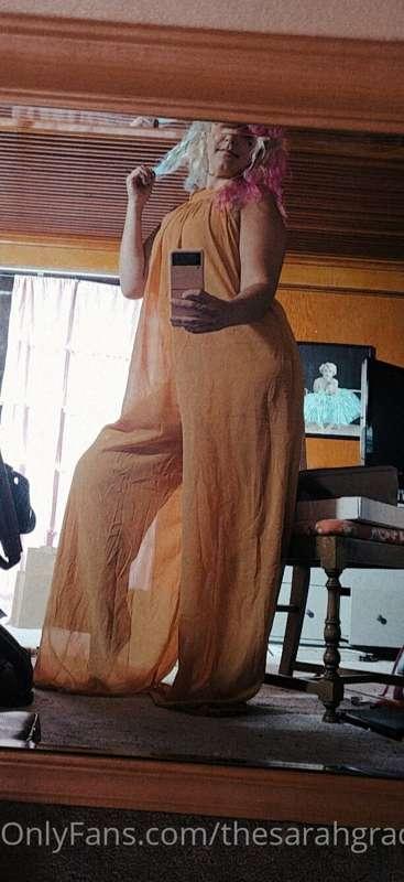 Thought I was tall until I put this outfit on 😭😹💔