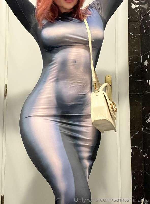 I love this dress on me