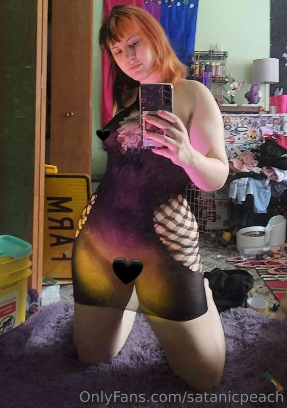 satanicpeach image #5