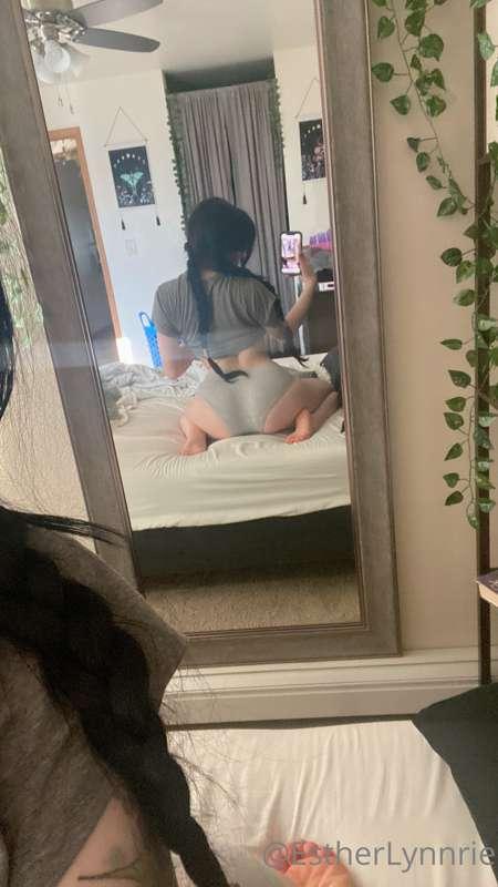 I love morning pictures at night haha!🤍🌿

My consultation is..