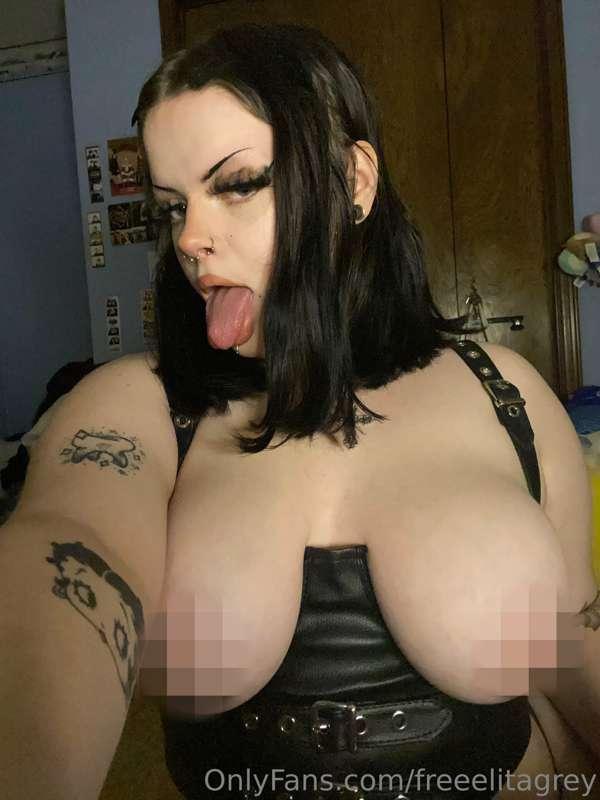 wanna see the full picture? tip here <3