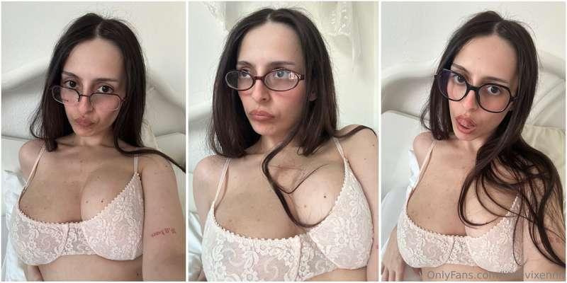 which glasses do you like best? 😳😳
