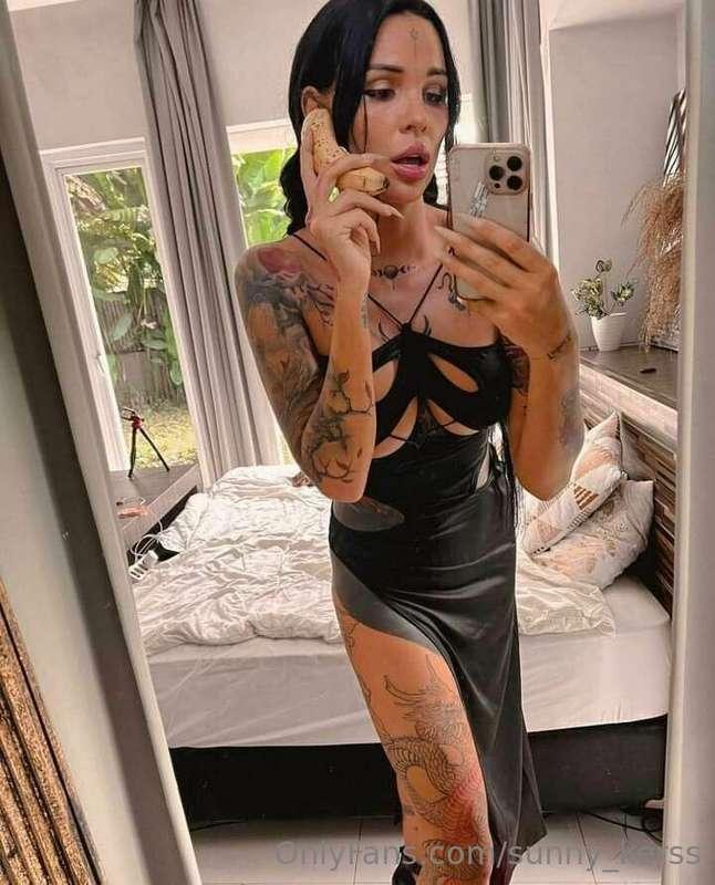 Will you allow me to Eat your Banana?👄🍌