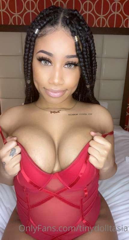 Can i drain you today 🙈