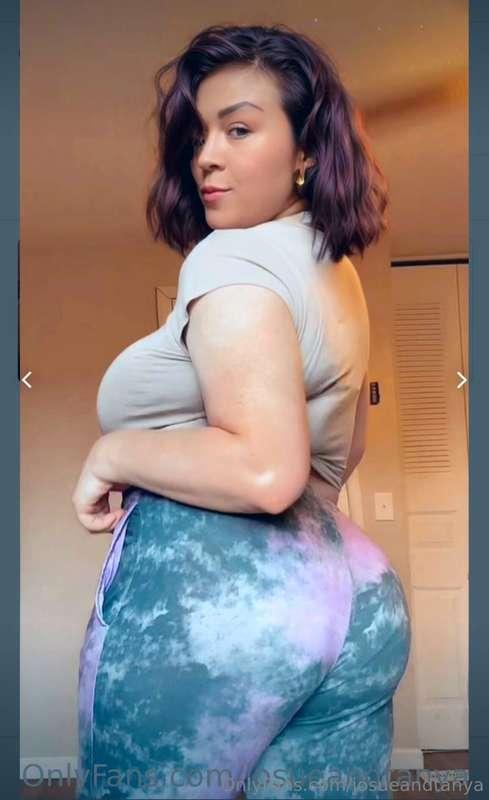Smash or pass? 🙈  tips are always appreciated 😘