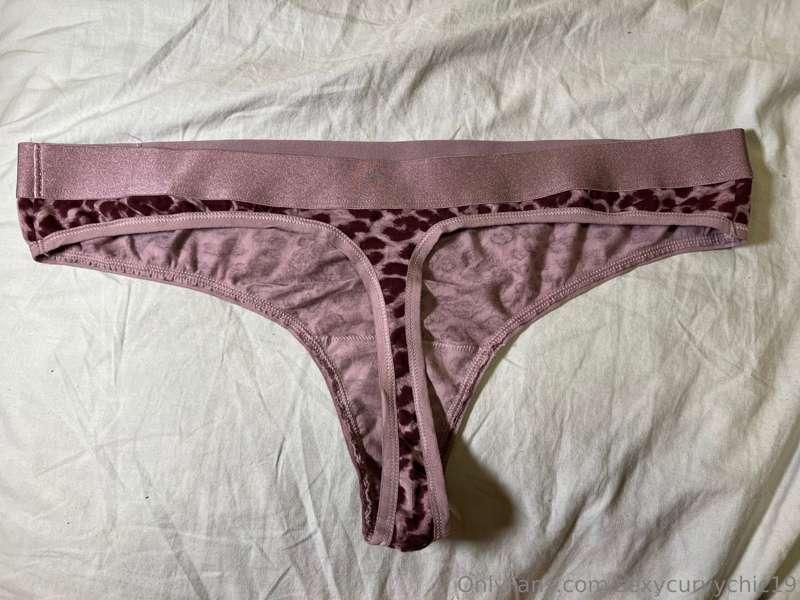 sexycurvychic19 image #17