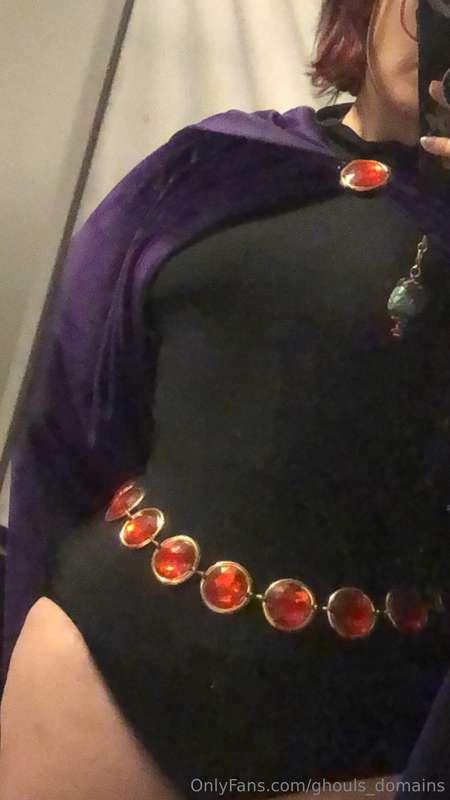 Wanna fuck raven?