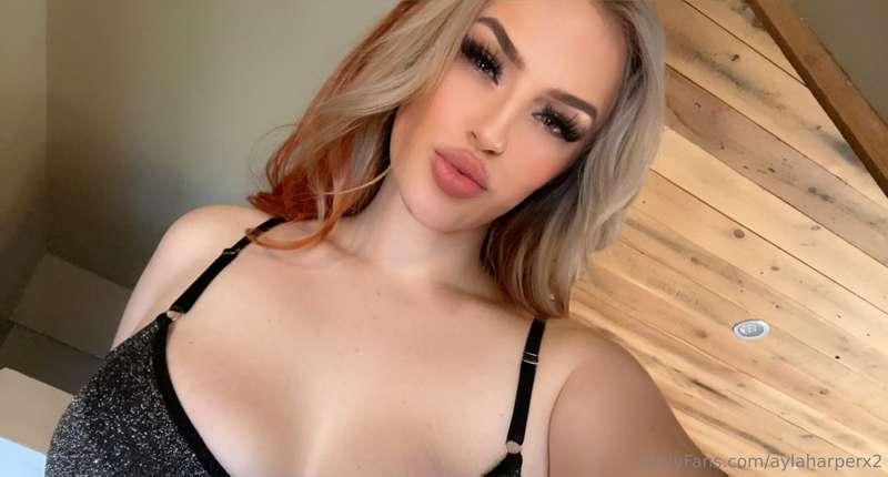 Cum lick my pussy and nipples 🥵🤤💦