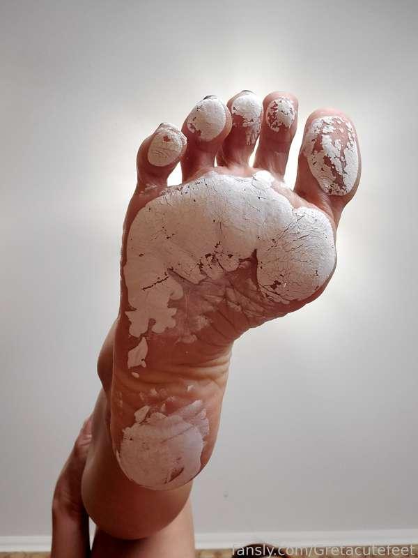 gretacutefeet image #1