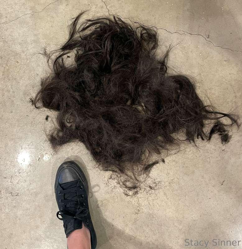 Have you ever gotten the urge to just chop off all your hair..