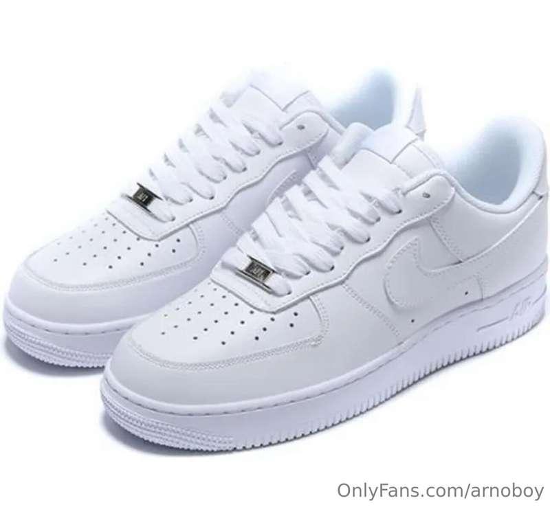 Qui aura les couilles me les acheter ? Gros cadeau à cette p..