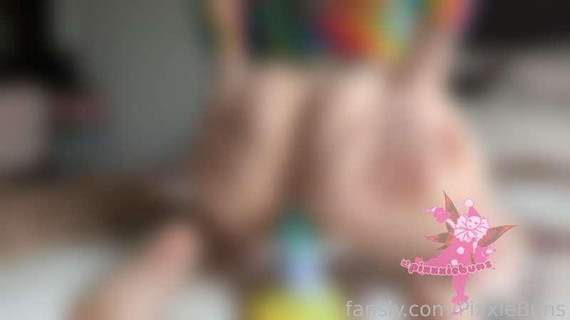 pixxiebuns image #1