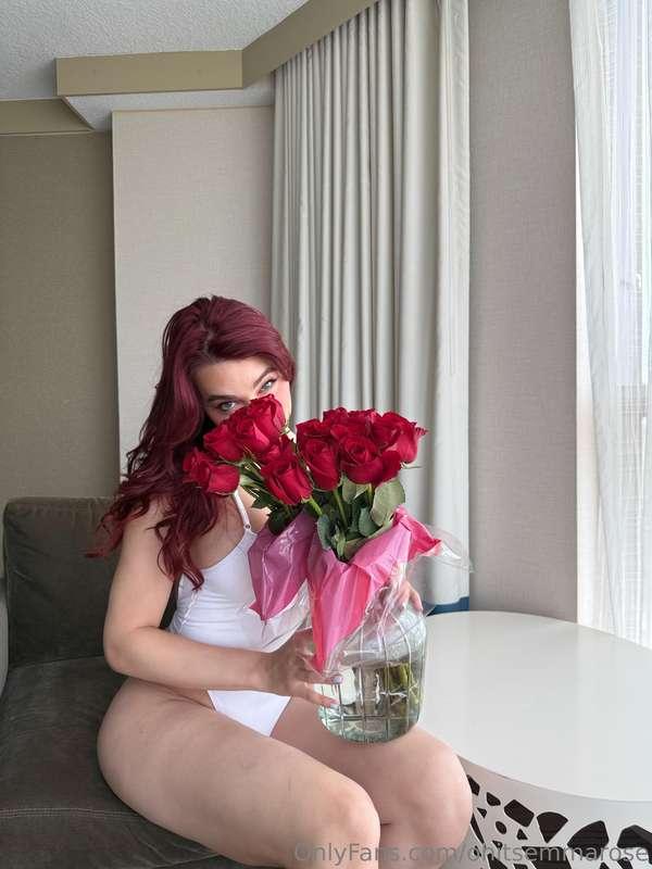 Cum and smell my bloom 🌹 