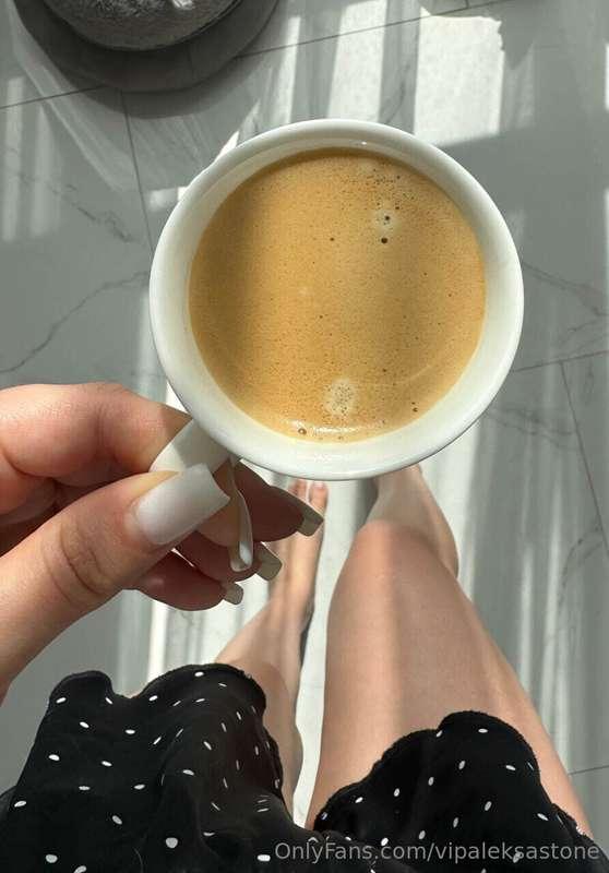They say a happy morning is the key to a good day 🕊️You know..