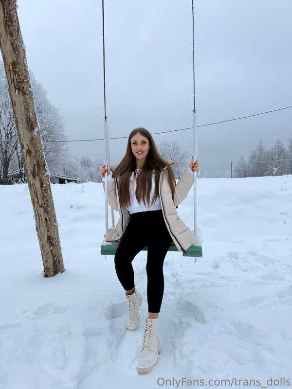 Enjoying the snow like a baby❄️❄️❄️!