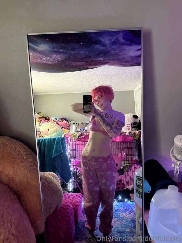 dutifuldolly image #0