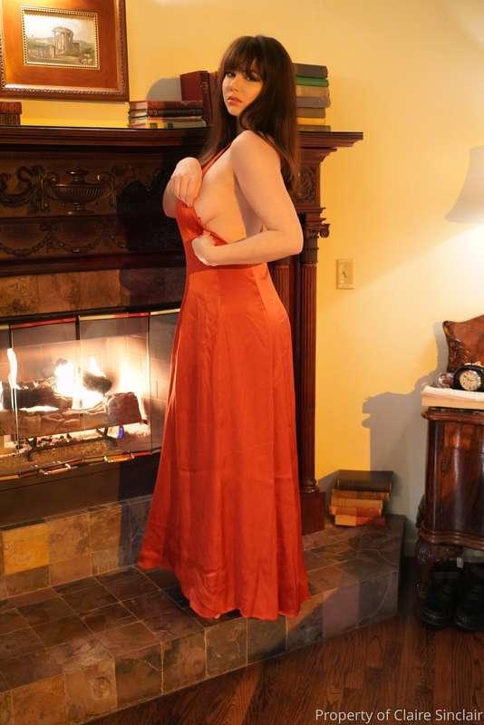 This fireplace is making me too hot! 🥵🔥 Guess I gotta get na..